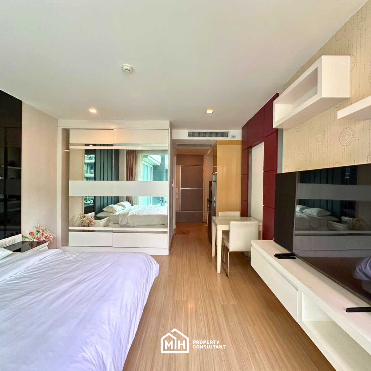 🏙️ Apus Condo for Rent | Studio 31 SQ.M. | 4 Floor | 15,000 THB/Month | Prime Location near Big C & City Center