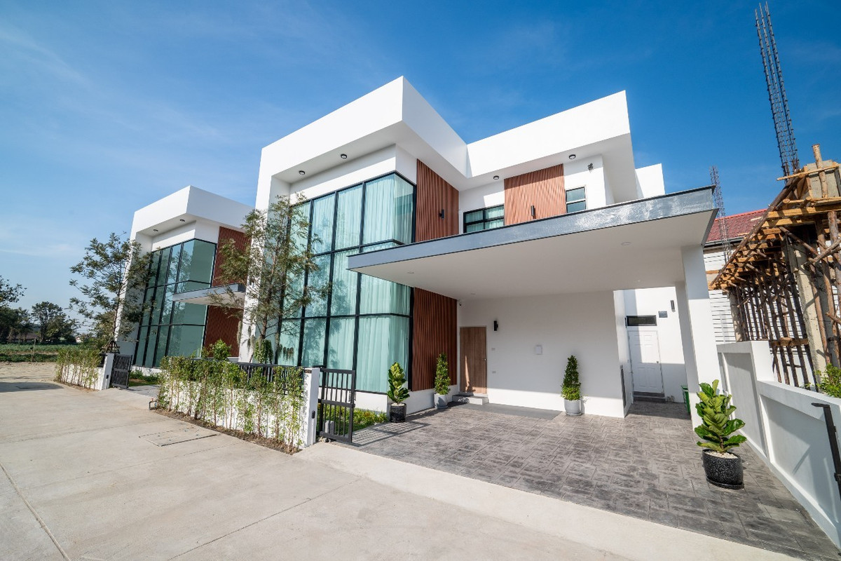 The Image Pool Villa กลับมาอีกครั้ง | Pool Villa ใกล้พัทยา 3 ห้องนอน | เพียง 6.99 ล้าน รวมเฟอร์ครบ เจ้าของอยากขายค่า