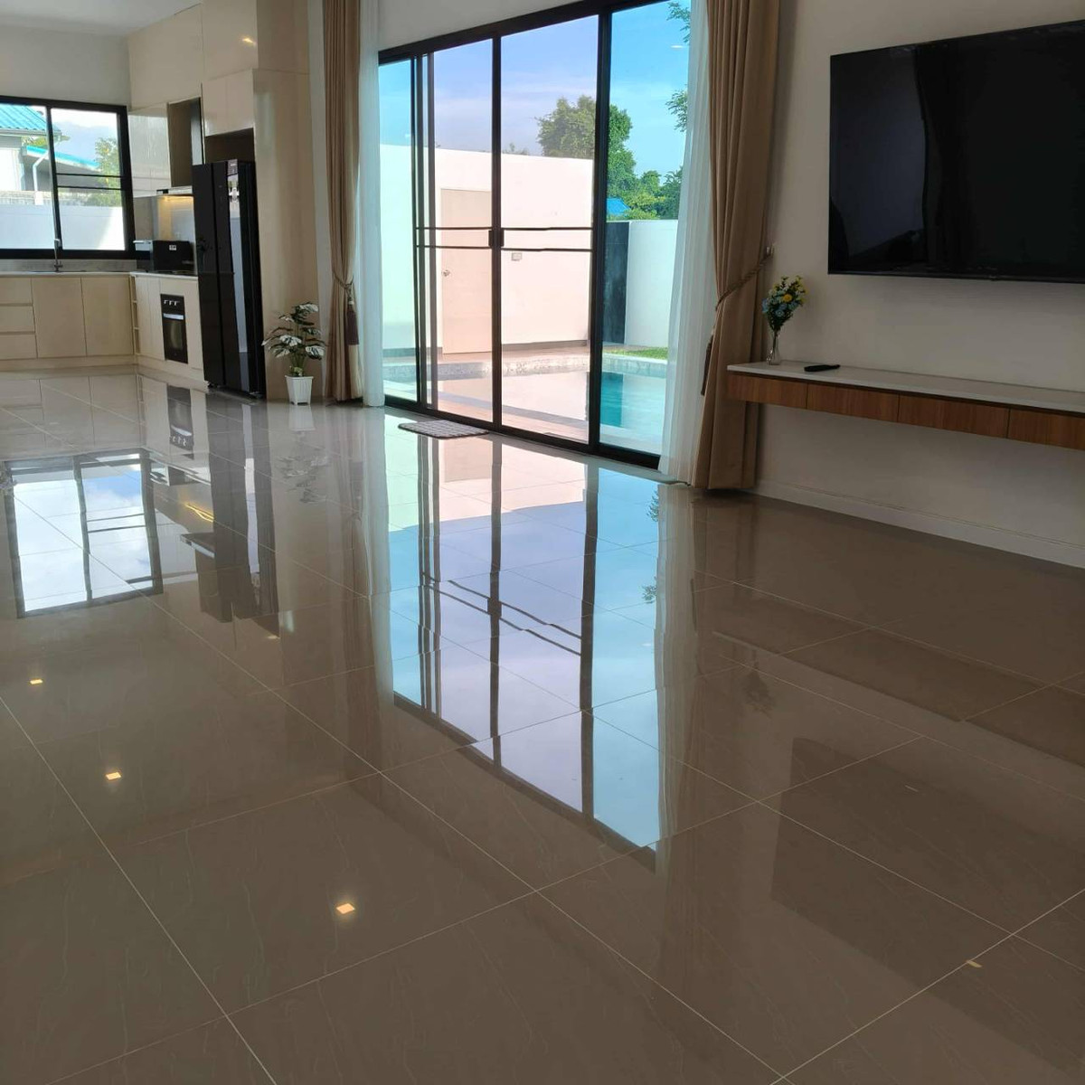 Rare Item! บ้านเดี่ยว 92 ตร.วา สระส่วนตัว + จากุซซี่ | ฟังก์ชันครบ | 4 นอน 3 น้ำ | 7.89 ล้าน