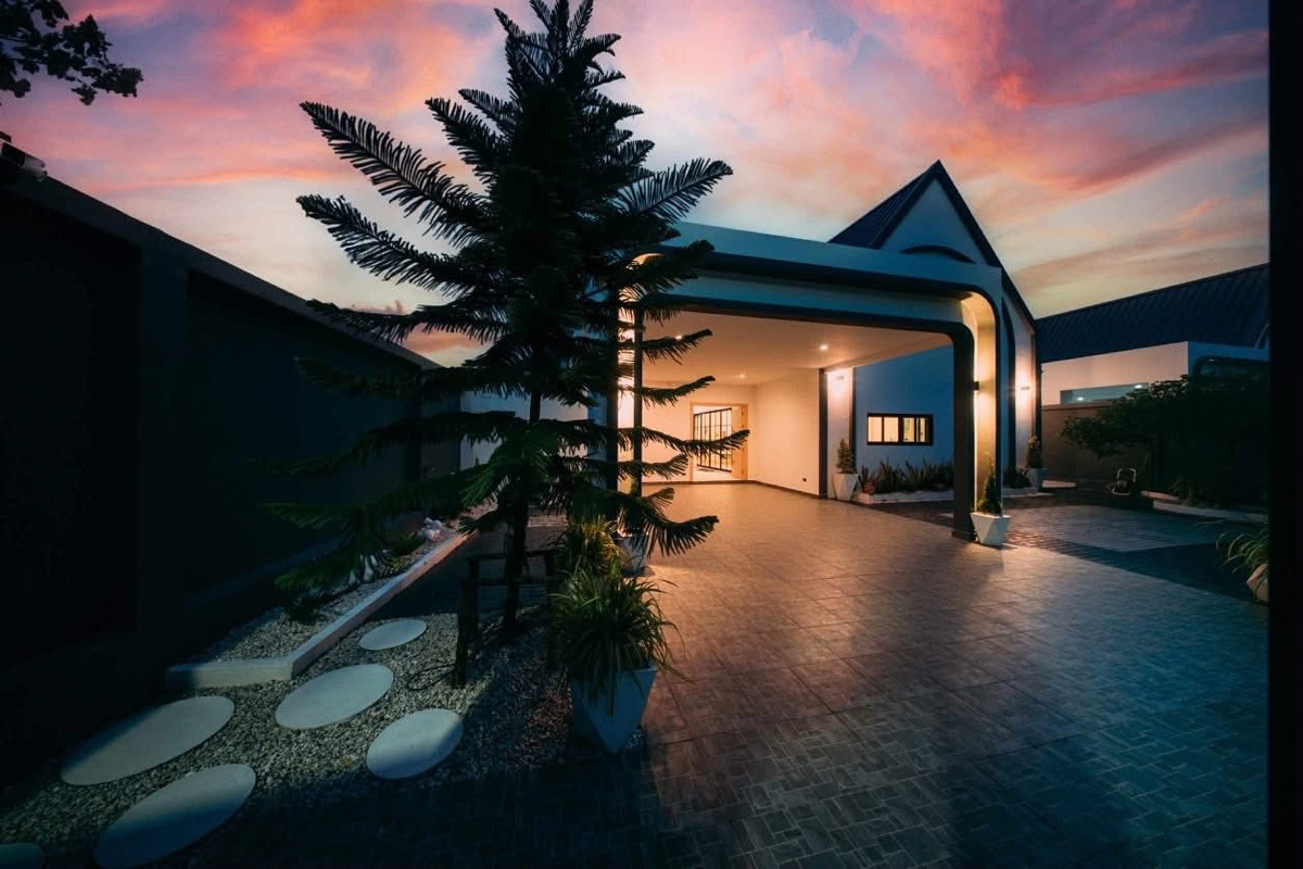 📍 โลเคชันปัง! บ้านเดี่ยว 3 ห้องนอน 2 ห้องน้ำ ห้องครัว 2 โซน ใกล้มอเตอร์เวย์สาย 7| ราคาพิเศษ 9.9 ล้านบาท