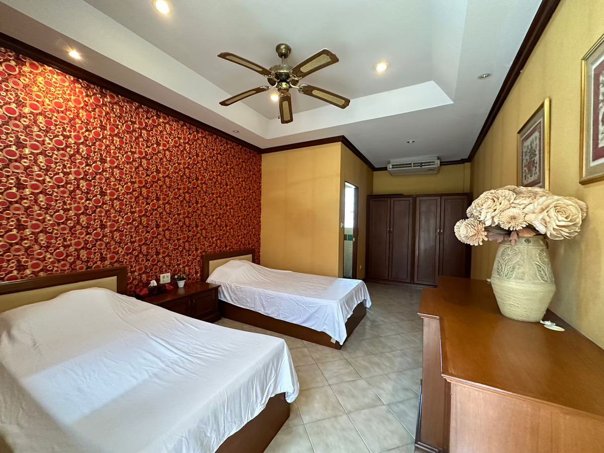 บ้านให้เช่า 3 ห้องนอน เฟอร์ครบ | เซ็นทรัลพัทยากลาง | ที่ดิน 100 ตร.วา | 50,000 บาท/เดือน