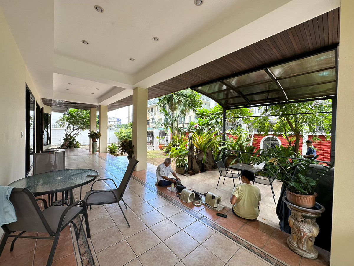 บ้านให้เช่า 3 ห้องนอน เฟอร์ครบ | เซ็นทรัลพัทยากลาง | ที่ดิน 100 ตร.วา | 50,000 บาท/เดือน