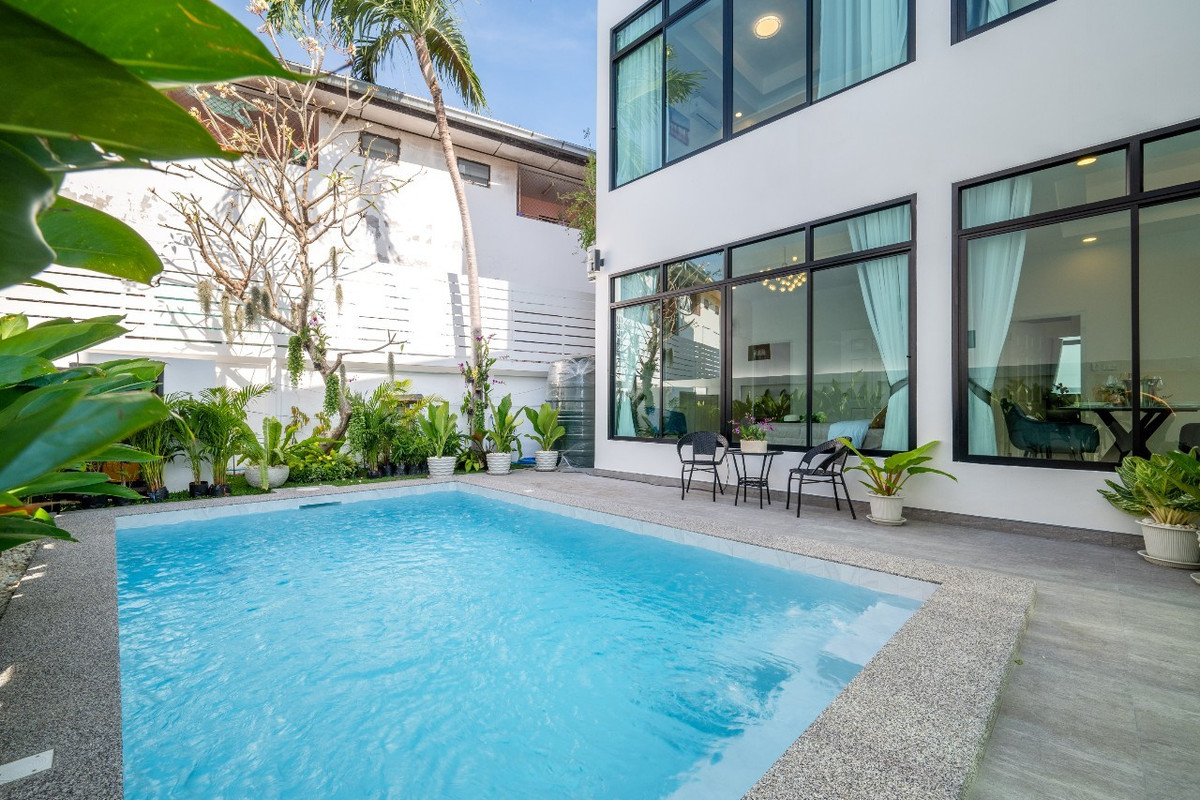 🏡✨ พูลวิลล่าให้เช่า ใกล้อ่างเก็บน้ำมาบประชัน | 3 ห้องนอน | เพียง 70,000 บาท/เดือน ✨