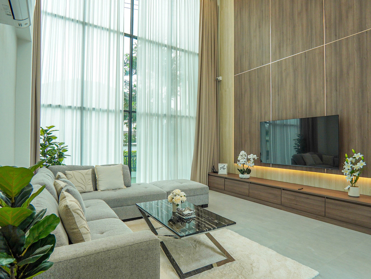 🏡✨ พูลวิลล่าให้เช่า ใกล้อ่างเก็บน้ำมาบประชัน | 3 ห้องนอน | เพียง 65,000 บาท/เดือน ✨