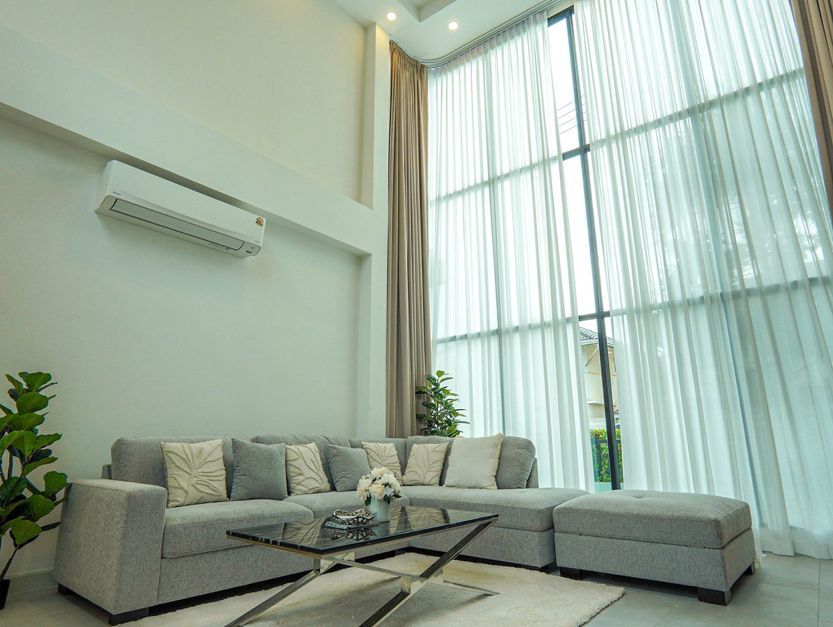 🏡✨ พูลวิลล่าให้เช่า ใกล้อ่างเก็บน้ำมาบประชัน | 3 ห้องนอน | เพียง 65,000 บาท/เดือน ✨