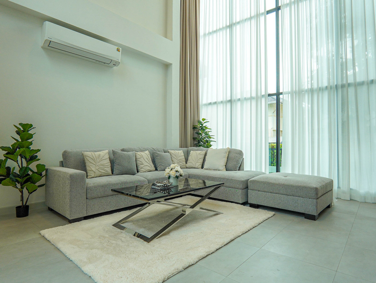 🏡✨ พูลวิลล่าให้เช่า ใกล้อ่างเก็บน้ำมาบประชัน | 3 ห้องนอน | เพียง 65,000 บาท/เดือน ✨