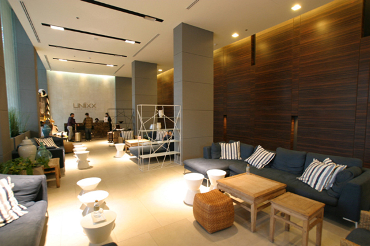 FOR SALE / RENT – RENT 34,500 / month | Sea View Condo at UNIXX South Pattaya | 2 Bedrooms | High Floor | Foreign Quota FOR SALE 12.9 MBTH