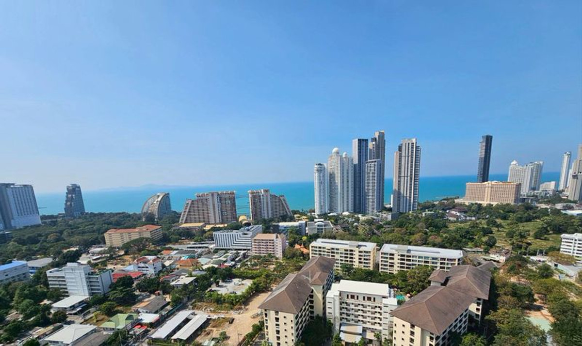 🌊 For Sale / Rent – RENT 24,500 / month | SALE 3.59 MBTH | Lumpini Ville Naklua Wongamat Condo | High Floor | Sea View | Newly Renovated
