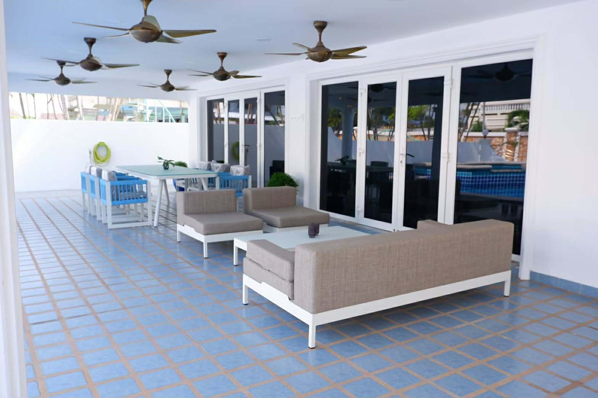 🔥 Private Pool House for Sale in Nongprue, Pattaya | 103 Sq.wah | 3 Bedrooms | 9.47 MB 🔥