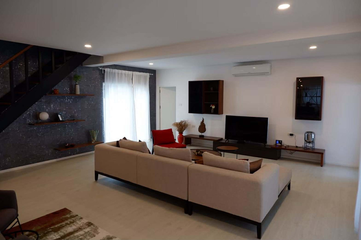 🔥 Private Pool House for Sale in Nongprue, Pattaya | 103 Sq.wah | 3 Bedrooms | 9.47 MB 🔥