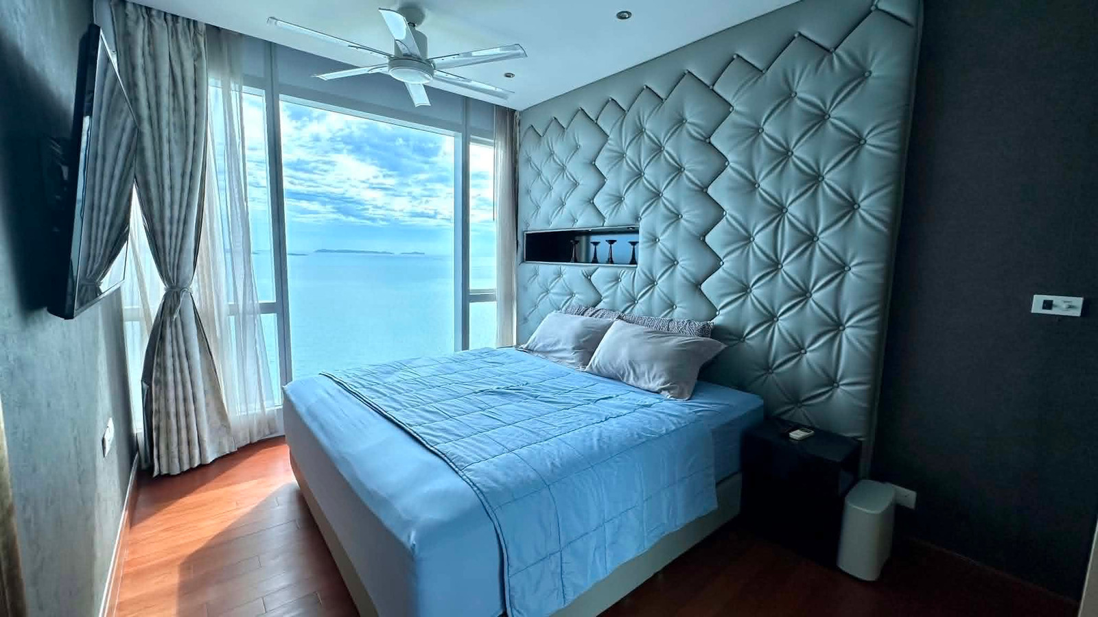 The Palm Wongamat Beach🔥#Rent 35,000 baht🔥 floor 40 , 53 sq.m