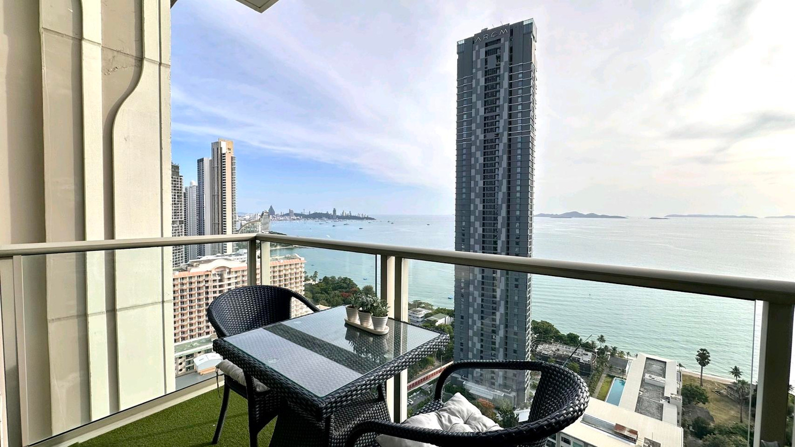 The Riviera Wongamat 🔥#ForRent 35,000/month🔥#SeaView