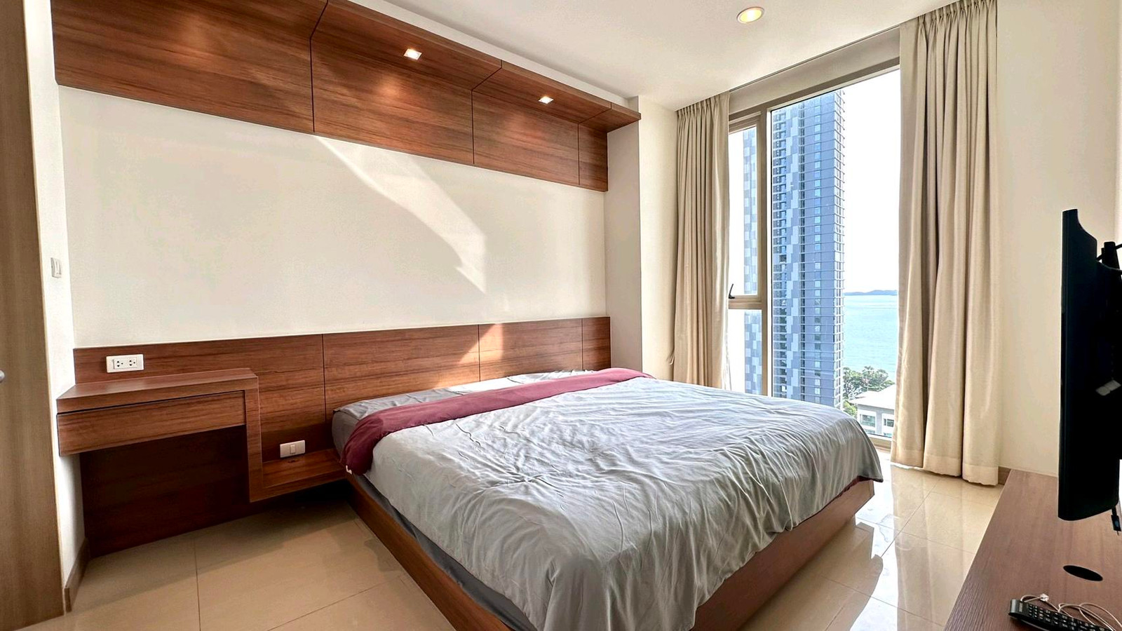 The Riviera Wongamat 🔥#ForRent 35,000/month🔥#SeaView Big room 45 sqm