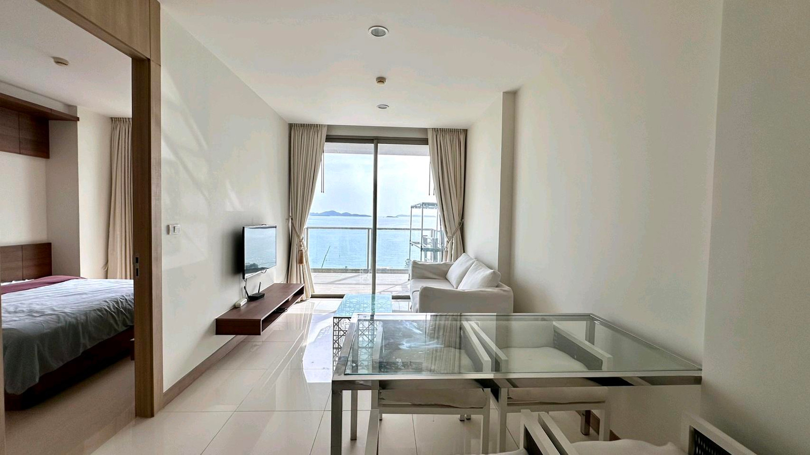 The Riviera Wongamat 🔥#ForRent 35,000/month🔥#SeaView Big room 45 sqm